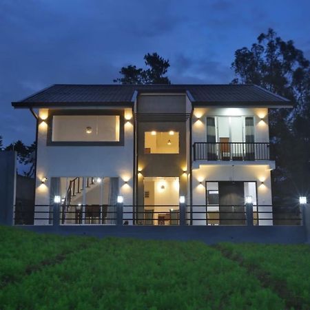 Ivy Bungalow Νουβάρα Ελίγια Εξωτερικό φωτογραφία